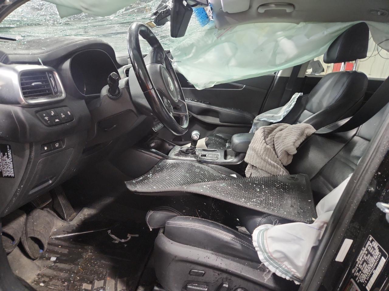 2017 Kia Sorento Sx VIN: 5XYPKDA52HG242367 Lot: 83822855