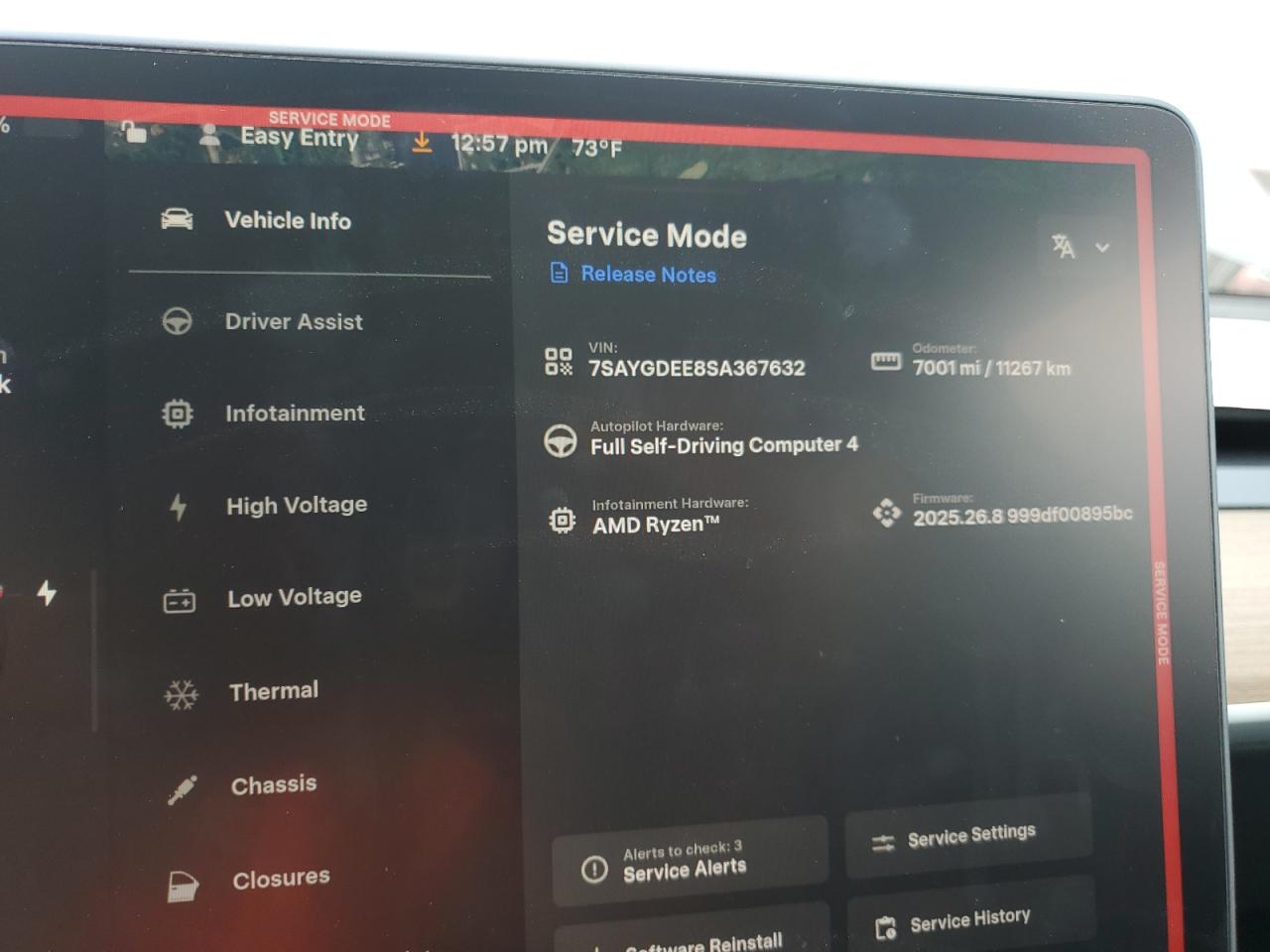 2025 Tesla Model Y VIN: 7SAYGDEE8SA367632 Lot: 81498425