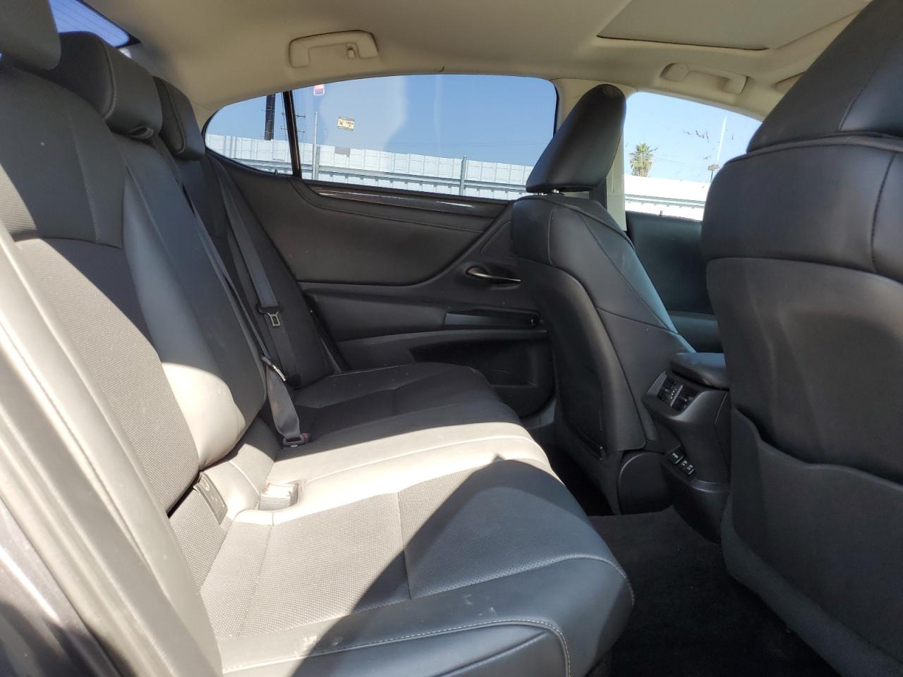 2020 Lexus Es 300H Base VIN: 58AC21B17LU006530 Lot: 81844375