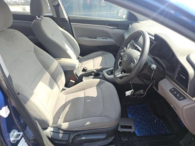  HYUNDAI ELANTRA 2019 Синий