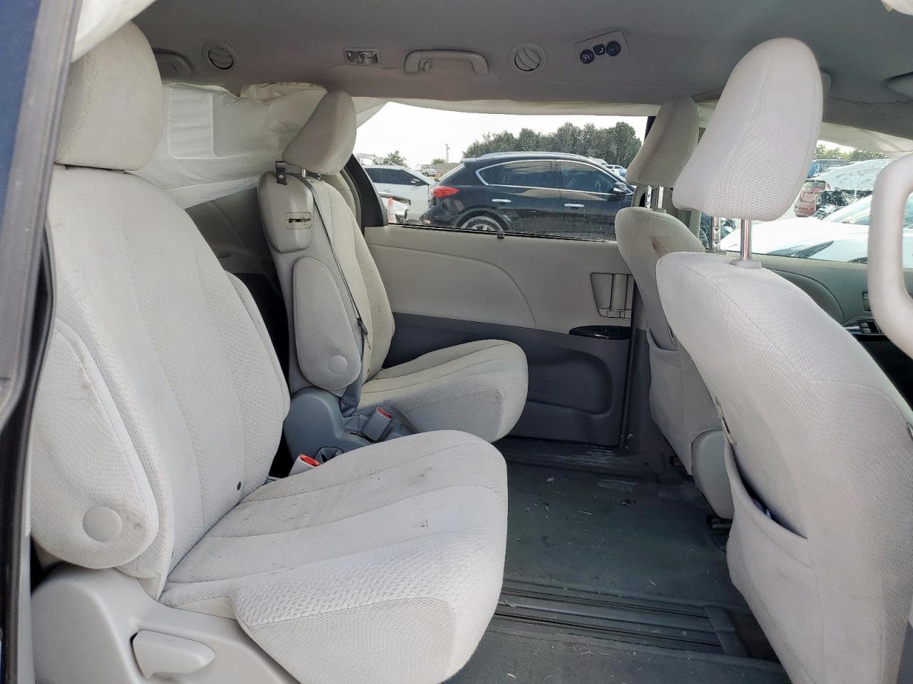 2012 Toyota Sienna Le VIN: 5TDKK3DC2CS206480 Lot: 84637565