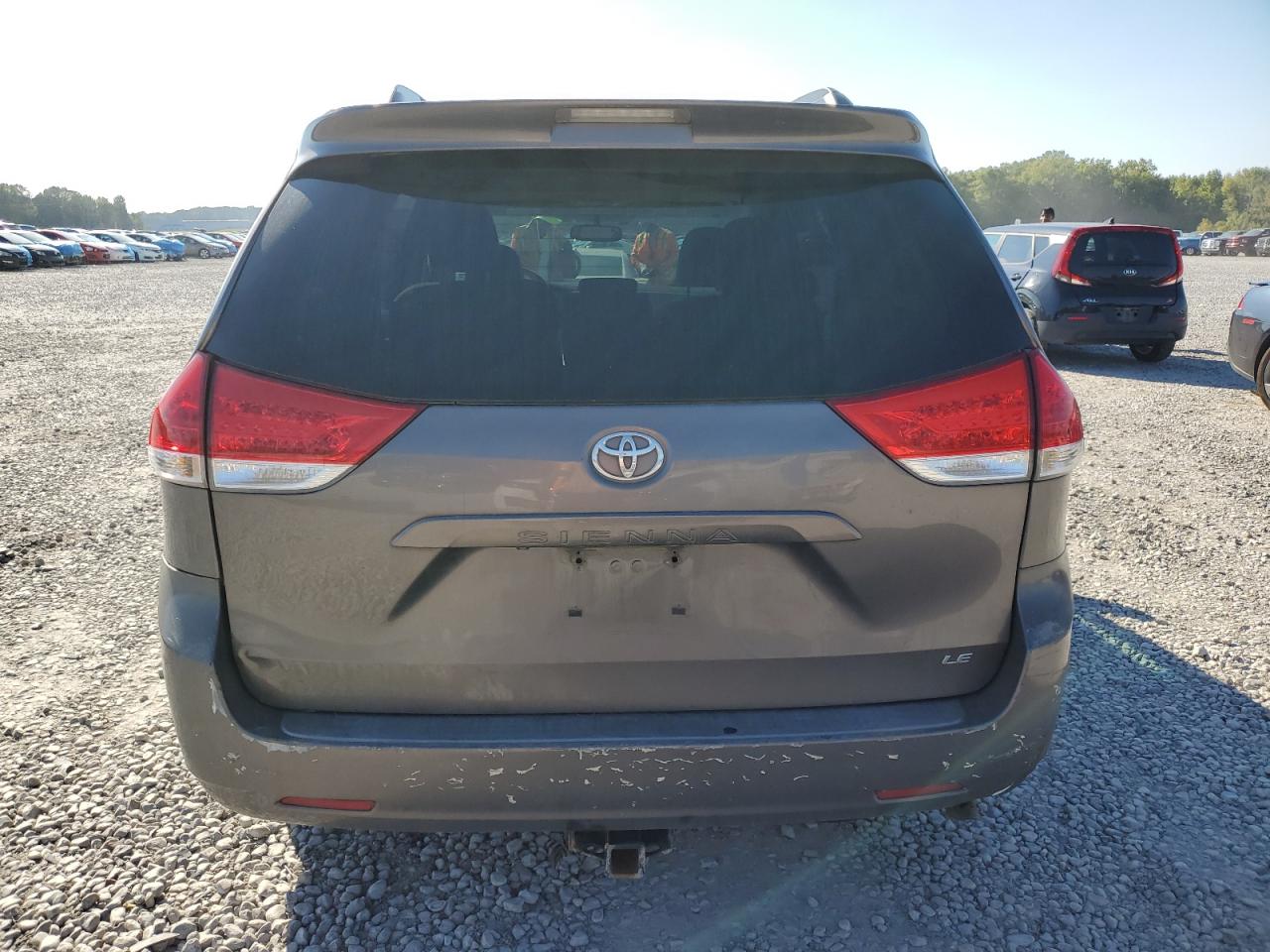 2011 Toyota Sienna Le VIN: 5TDKK3DC1BS141748 Lot: 81907885