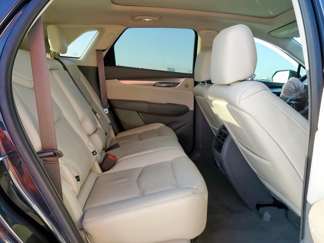 2018 Cadillac Xt5 Luxury VIN: 1GYKNCRSXJZ163231 Lot: 84219975