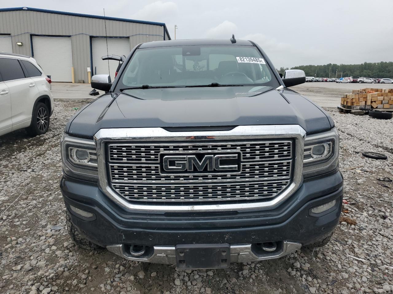 2017 GMC Sierra K1500 Denali VIN: 3GTU2PEJ5HG427784 Lot: 82139485