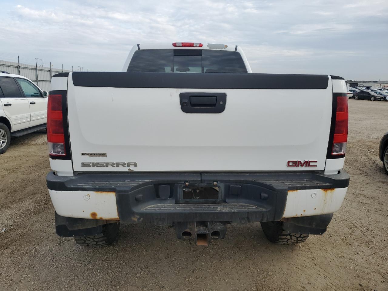 2014 GMC Sierra K2500 Denali VIN: 1GT125E84EF133472 Lot: 84477625