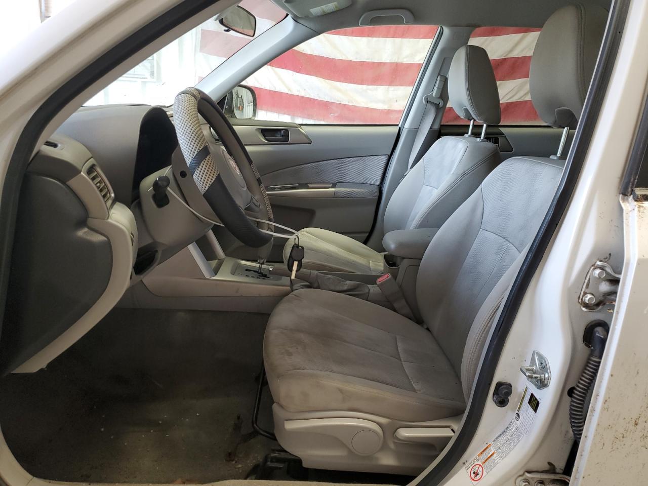 2010 Subaru Forester Xs VIN: JF2SH6BC4AH909620 Lot: 81332675