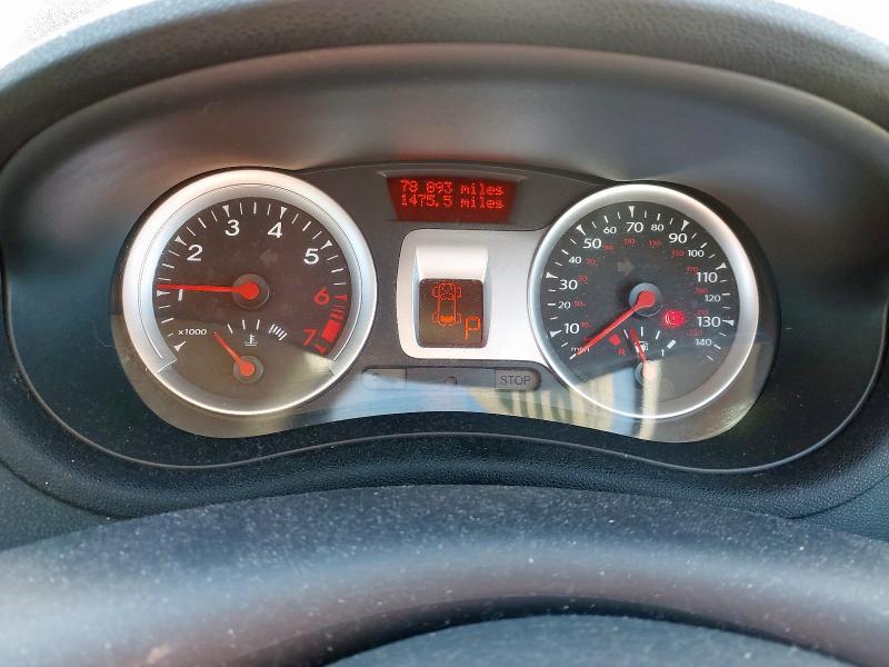 2010 RENAULT CLIO INITIALE TOMTOM VVT 