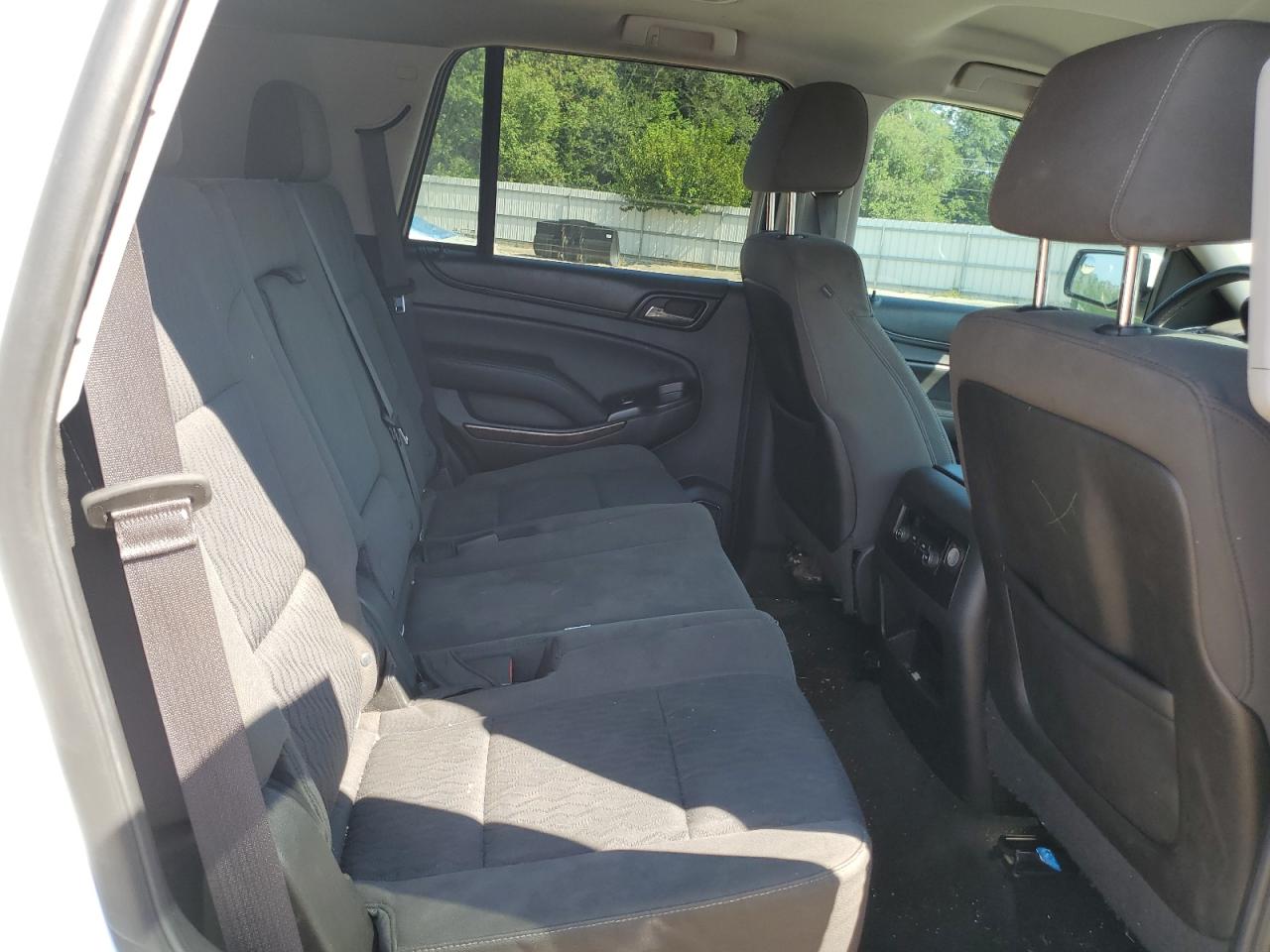 2015 Chevrolet Tahoe K1500 Ls VIN: 1GNSKAKC0FR622156 Lot: 71258725
