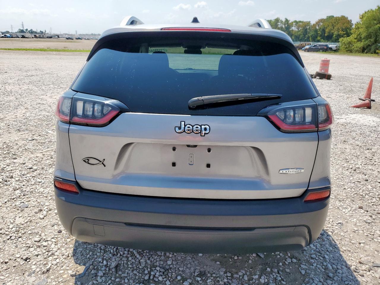 2019 Jeep Cherokee Latitude VIN: 1C4PJLCB7KD485386 Lot: 71528565