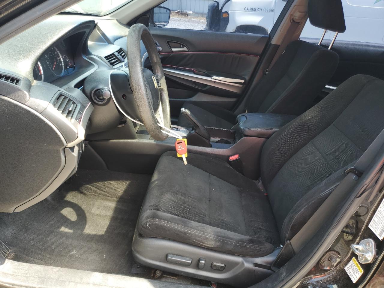 2009 Honda Accord Ex VIN: 1HGCP26729A020543 Lot: 64317225