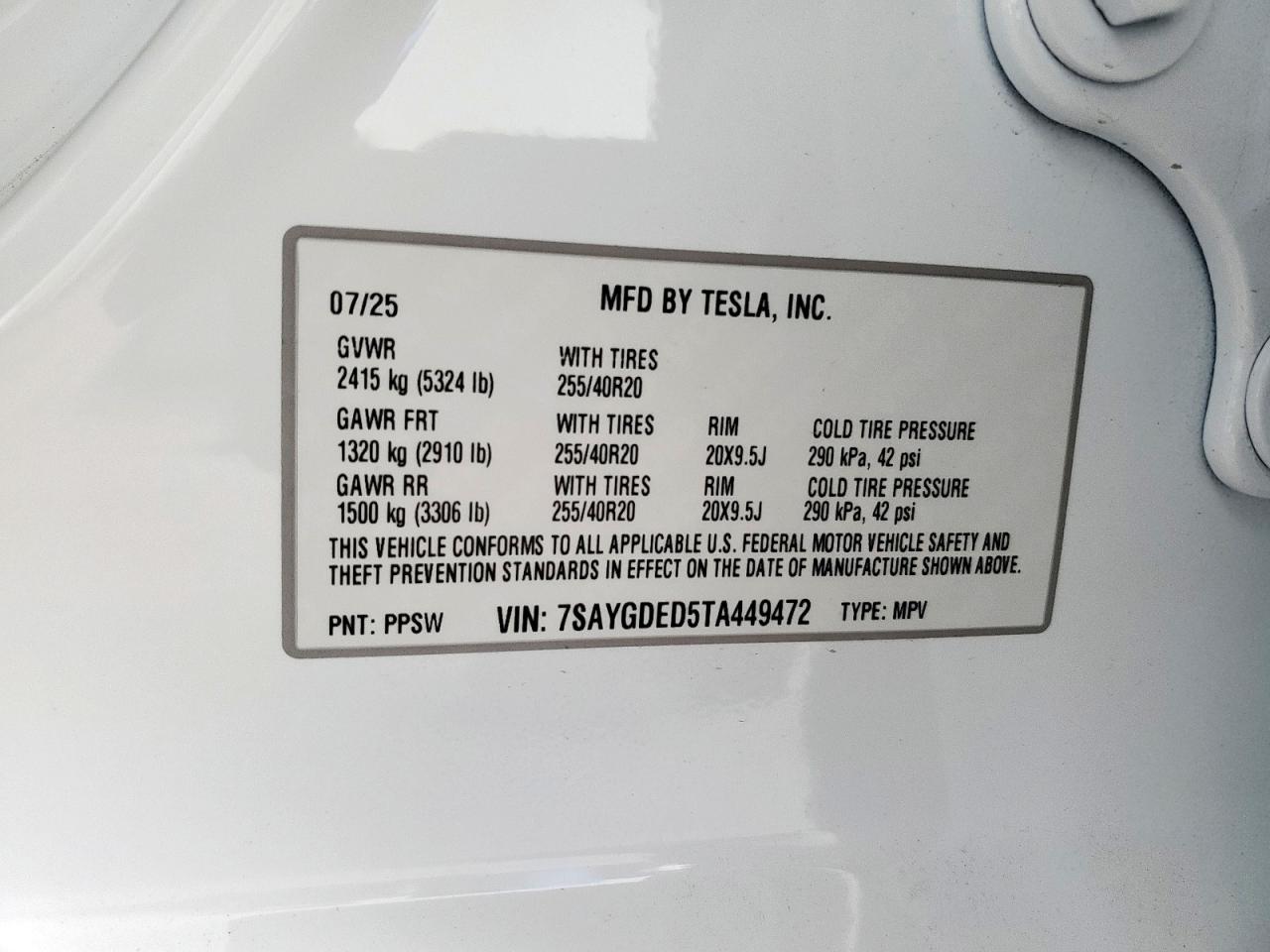 2026 Tesla Model Y VIN: 7SAYGDED5TA449472 Lot: 71372875