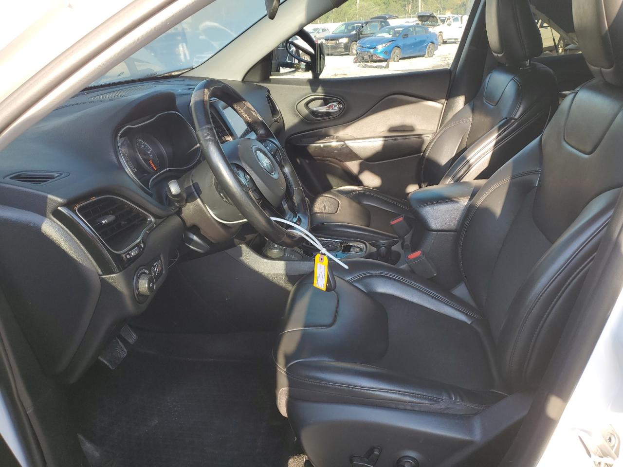 2020 Jeep Cherokee Latitude Plus VIN: 1C4PJMLB4LD501938 Lot: 84385235