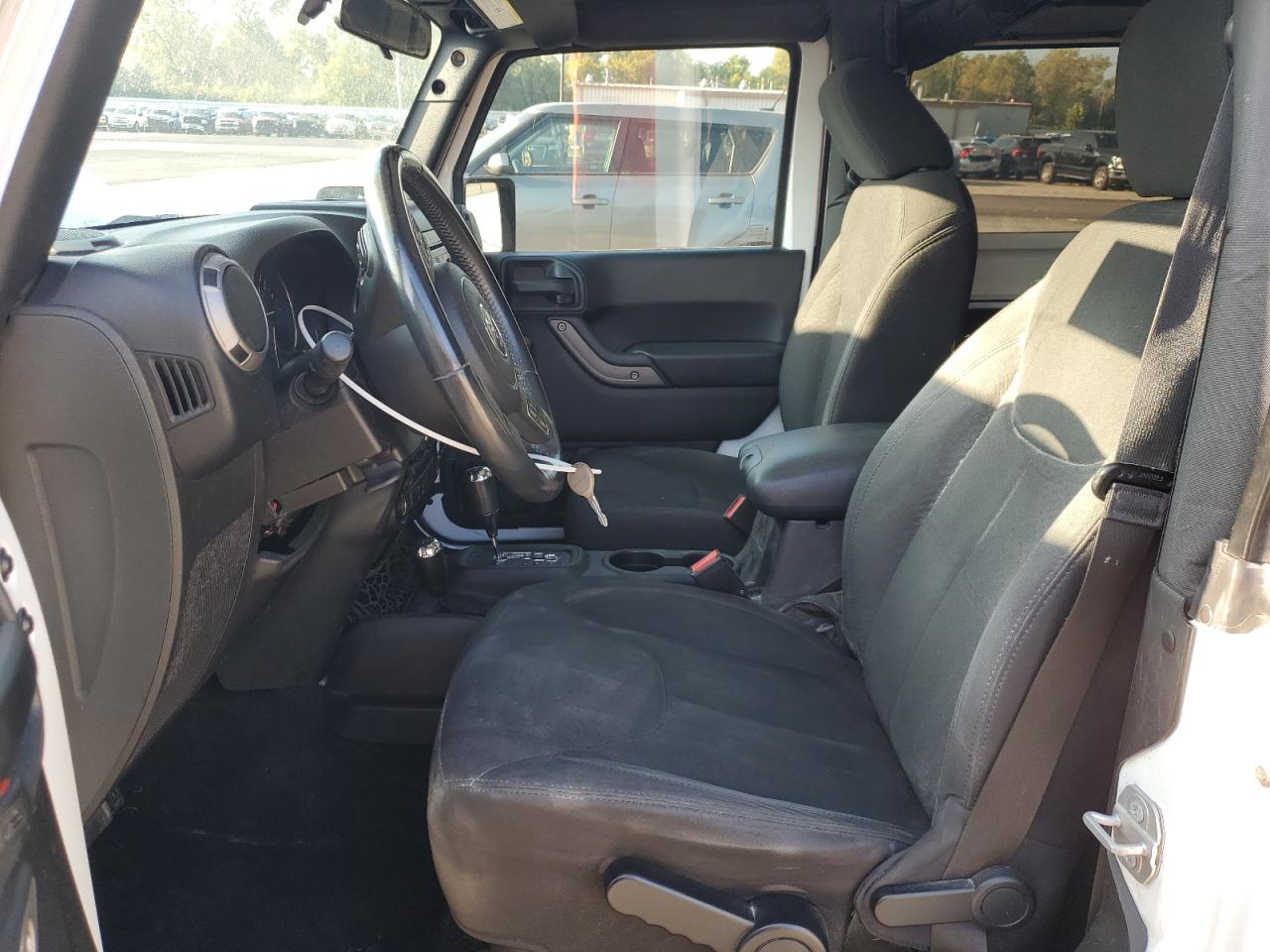 2016 Jeep Wrangler Sport VIN: 1C4AJWAG2GL192711 Lot: 80287885