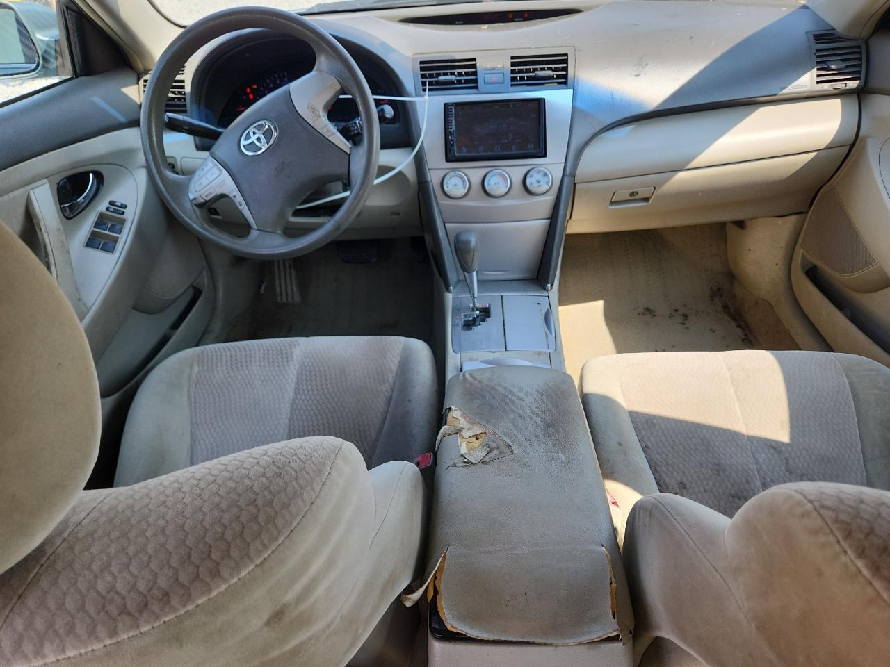 2010 Toyota Camry Base VIN: 4T1BF3EK3AU556621 Lot: 80920225