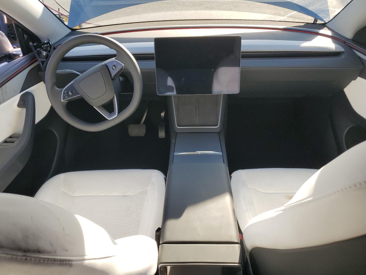 2026 Tesla Model Y VIN: 7SAYGDEE8TF336725 Lot: 81406745