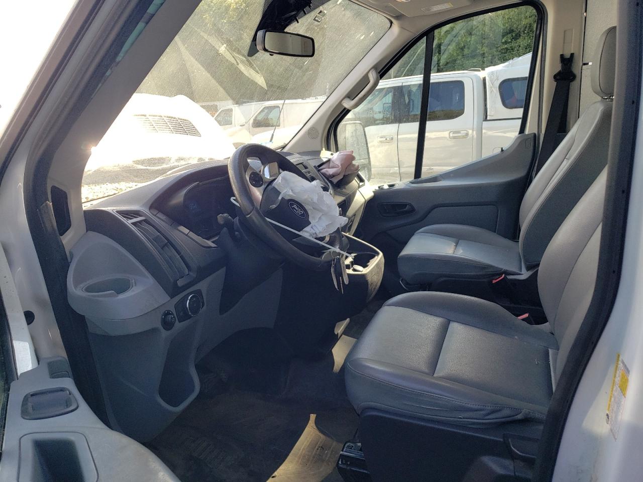 2018 Ford Transit T-250 VIN: 1FTYR2CM6JKB53345 Lot: 69030595