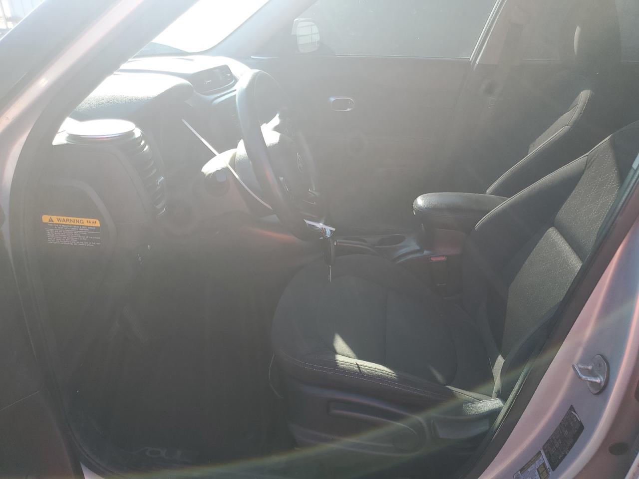 2014 Kia Soul VIN: KNDJN2A24E7737105 Lot: 81785185