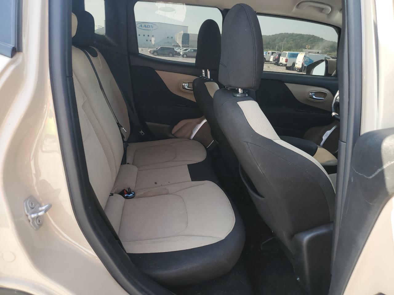 2015 Jeep Renegade Latitude VIN: ZACCJBBT1FPB90844 Lot: 80740865