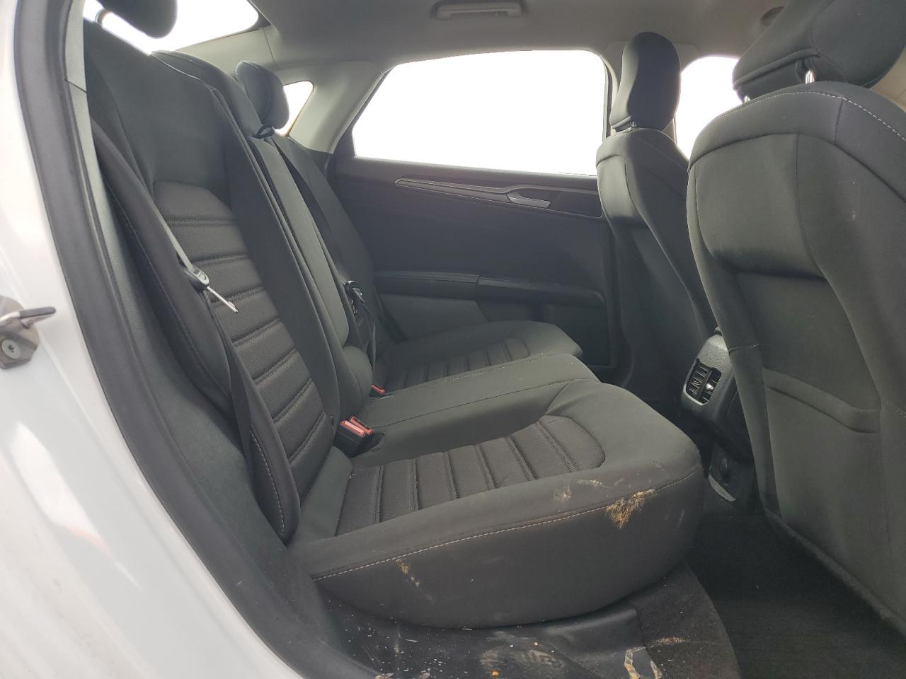 2020 Ford Fusion Se VIN: 3FA6P0H78LR155638 Lot: 84191185