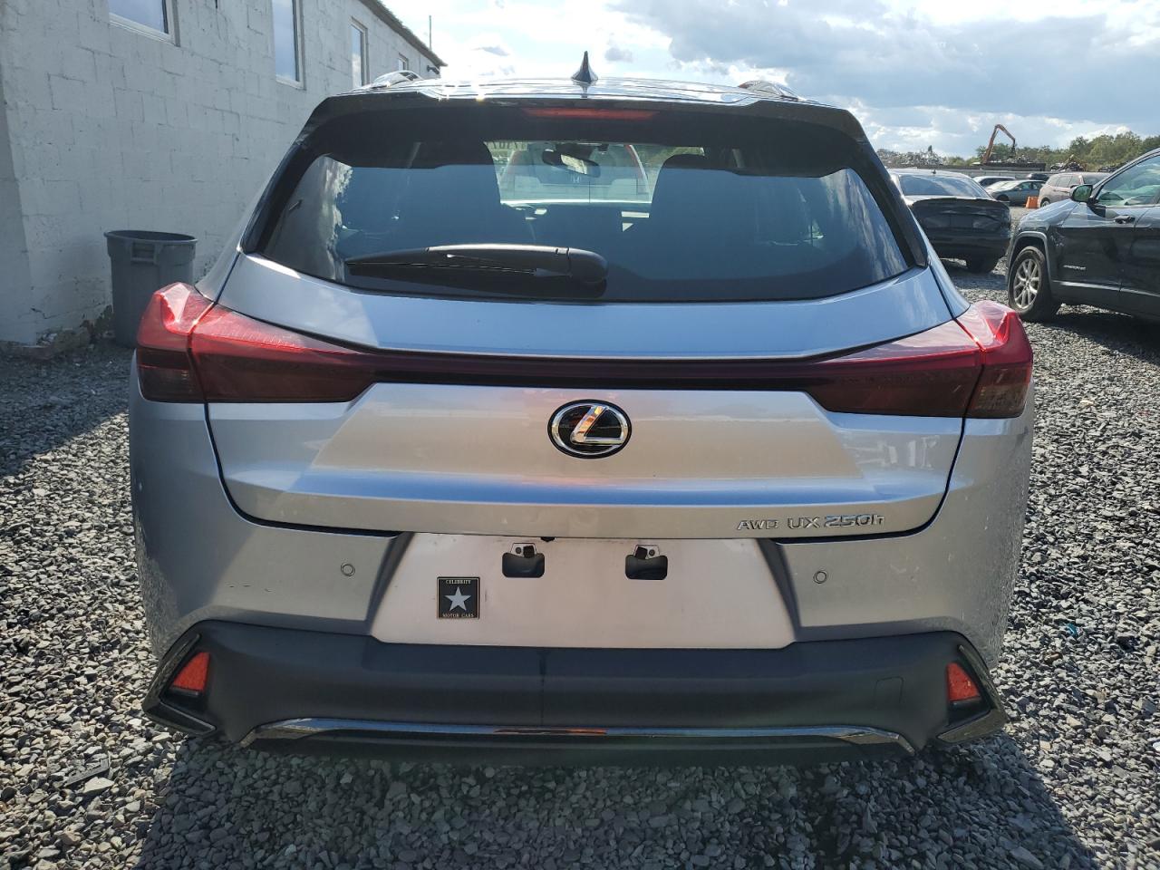 2024 Lexus Ux 250H Base VIN: JTHB9JBH3R2071121 Lot: 71071425