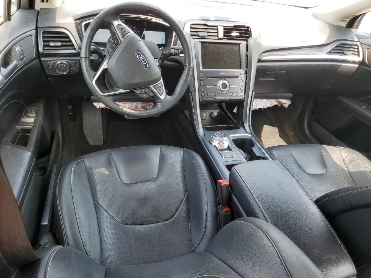 2017 Ford Fusion Titanium VIN: 3FA6P0K97HR186865 Lot: 81063545