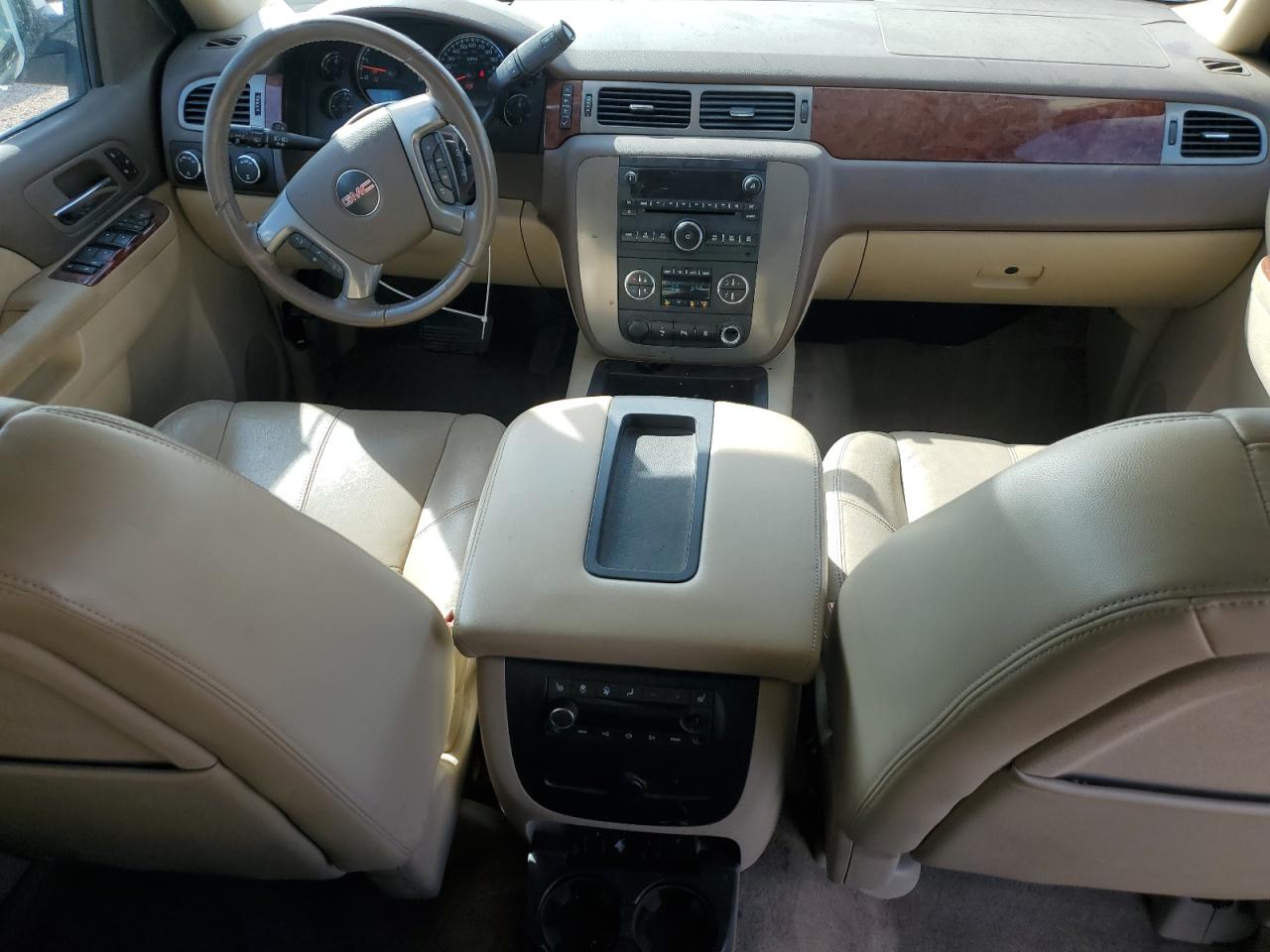 2010 GMC Yukon Xl K1500 Slt VIN: 1GKUKKE34AR193541 Lot: 71882945