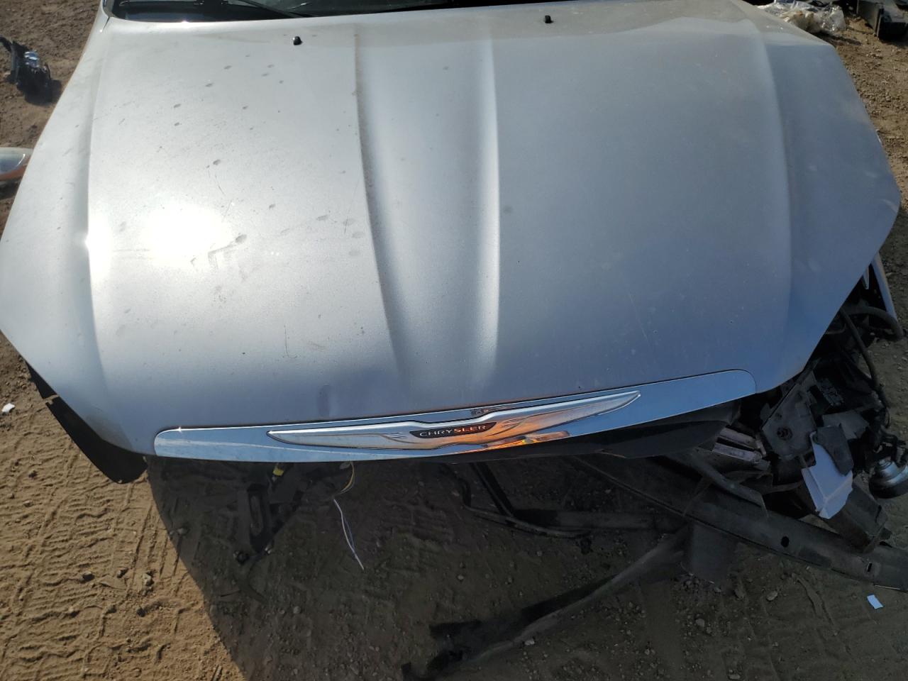 2013 Chrysler 200 Touring VIN: 1C3CCBBB8DN593229 Lot: 72065715