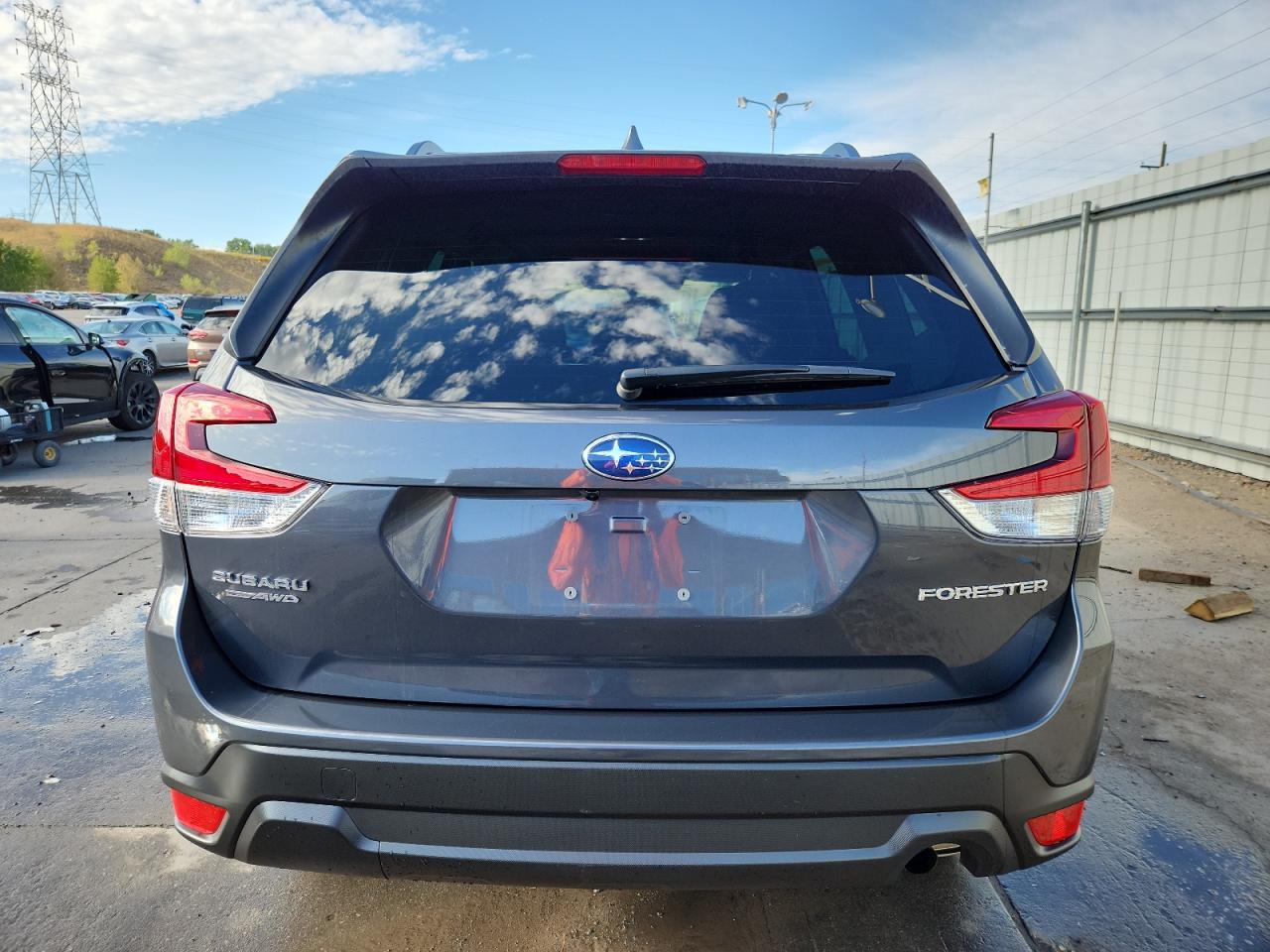 2022 Subaru Forester Premium VIN: JF2SKAEC8NH507122 Lot: 71924665