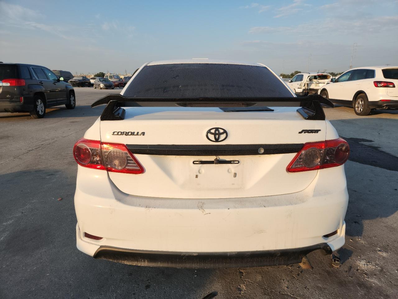 2011 Toyota Corolla Base VIN: 2T1BU4EE7BC557053 Lot: 80861735