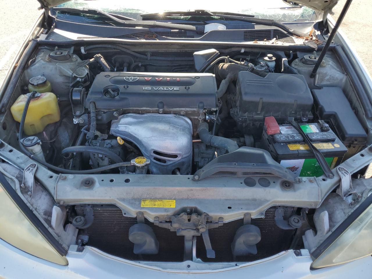 2004 Toyota Camry Le VIN: JTDBE32K440250258 Lot: 81090645