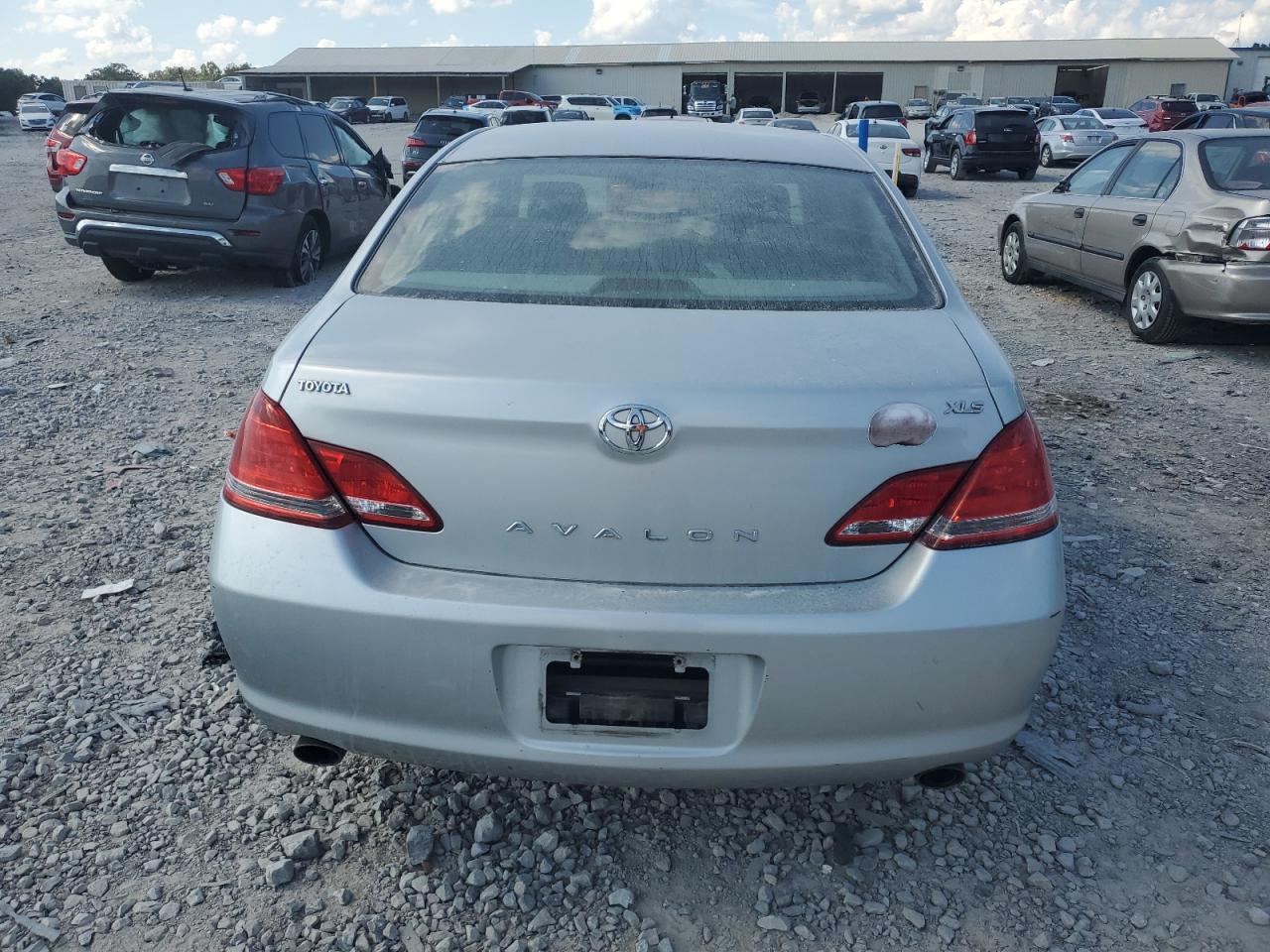 2005 Toyota Avalon Xl VIN: 4T1BK36B95U002158 Lot: 81397275