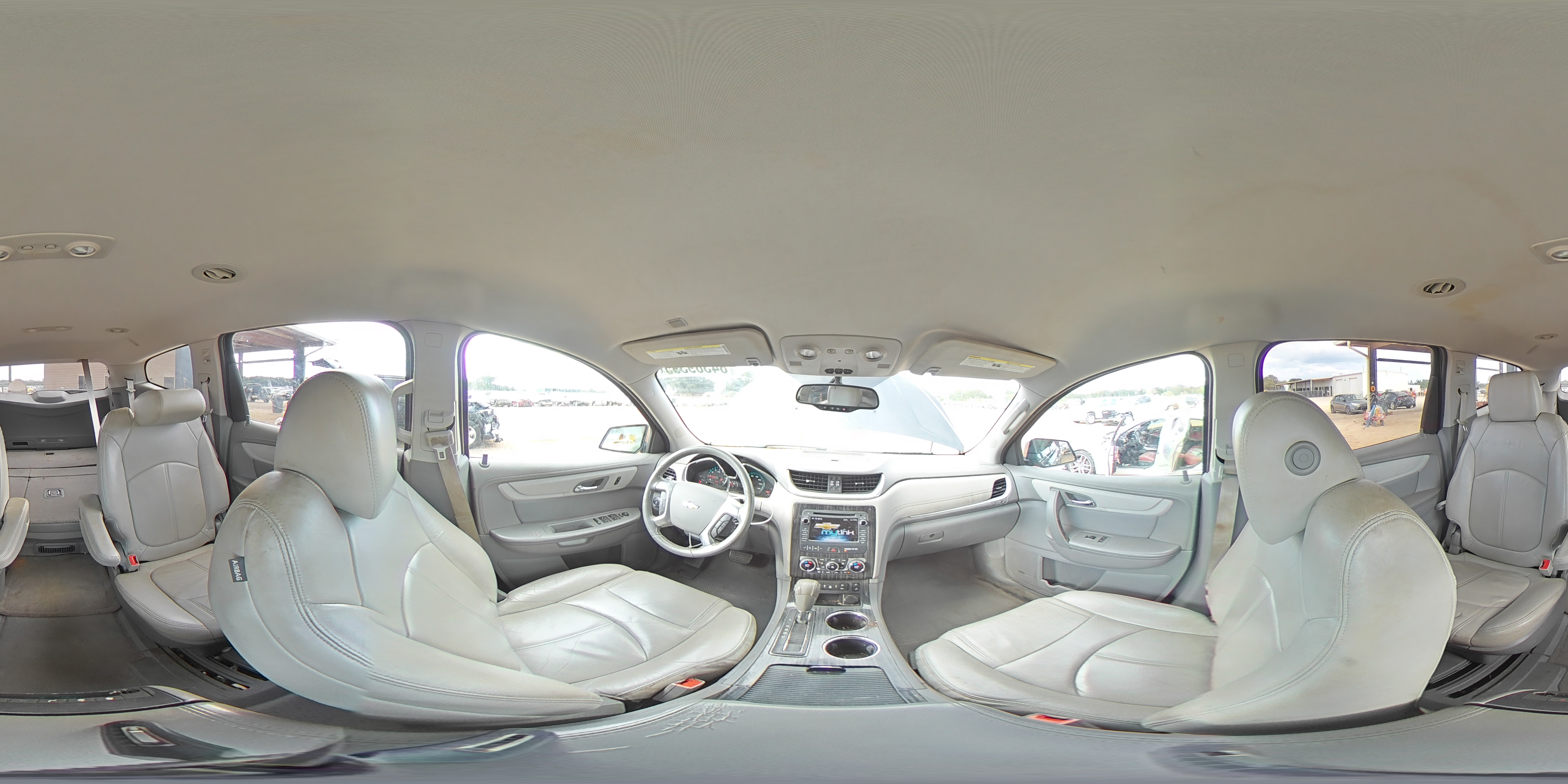 2014 Chevrolet Traverse Lt VIN: 1GNKRHKD8EJ141145 Lot: 84389395