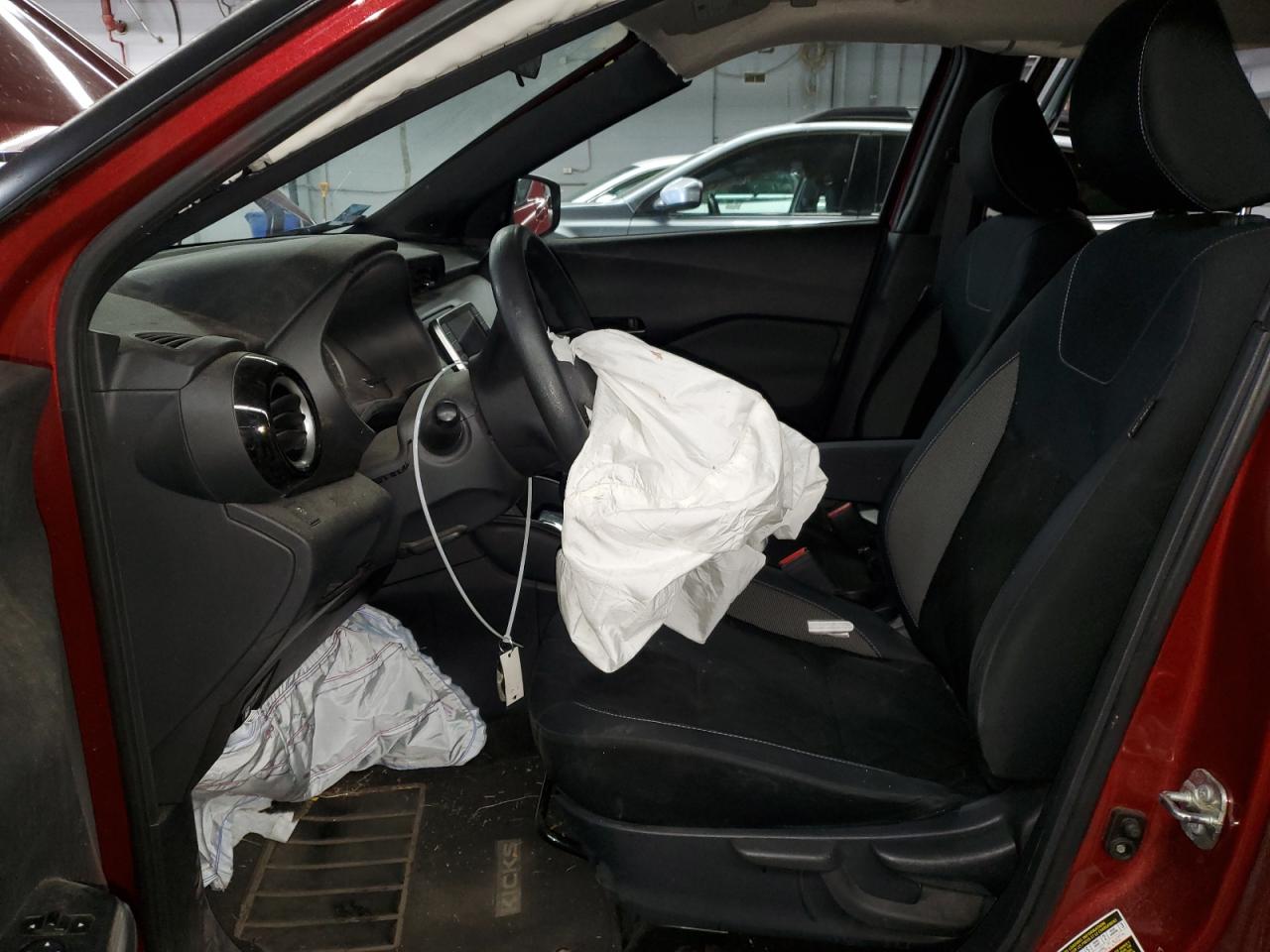 2019 Nissan Kicks S VIN: 3N1CP5CU8KL498378 Lot: 81688465