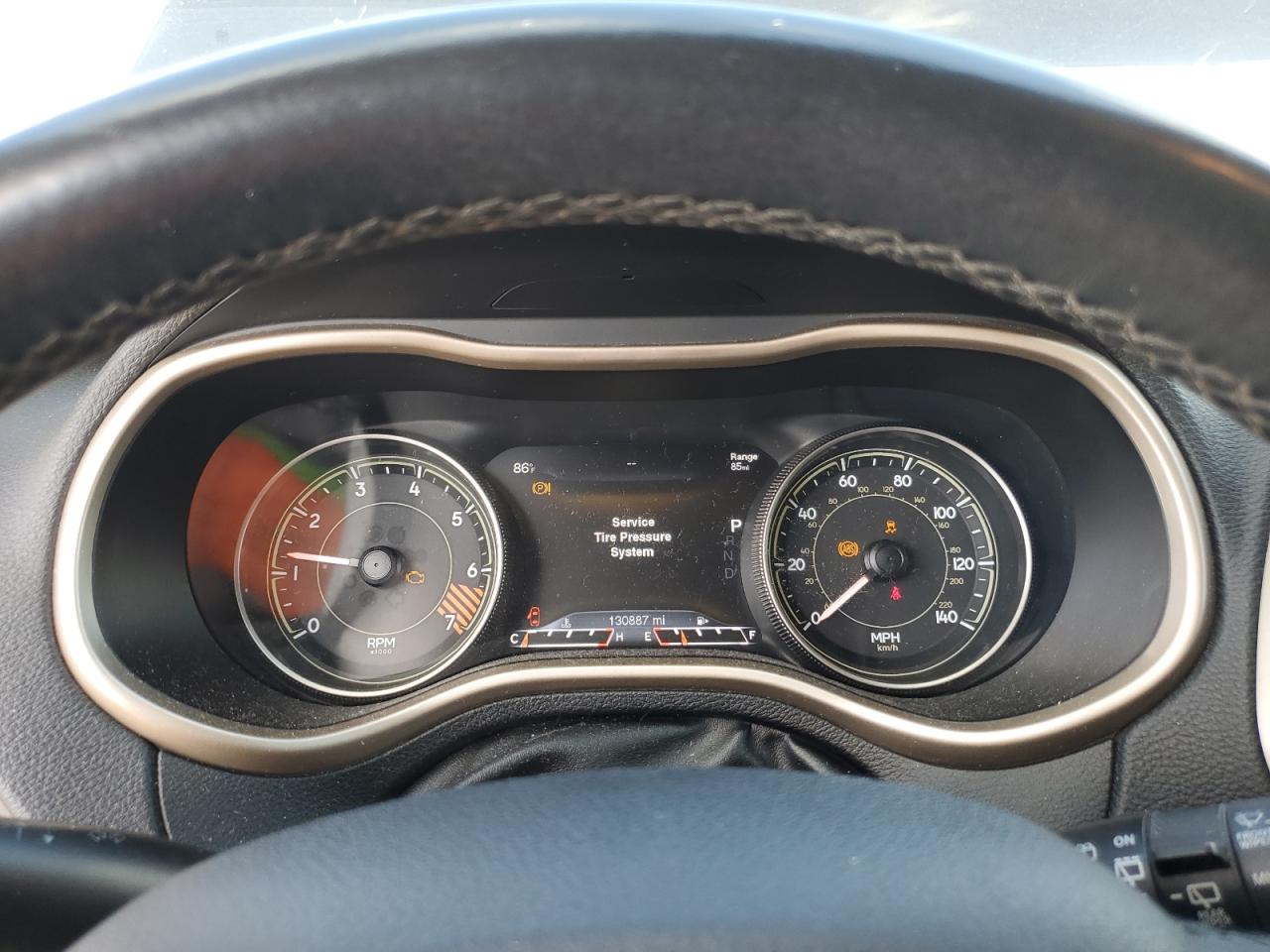 2014 Jeep Cherokee Limited VIN: 1C4PJMDB8EW142647 Lot: 82144715