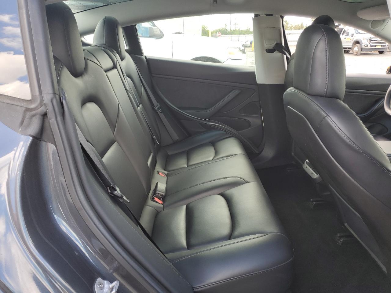 2019 Tesla Model 3 VIN: 5YJ3E1EB8KF481277 Lot: 80700625