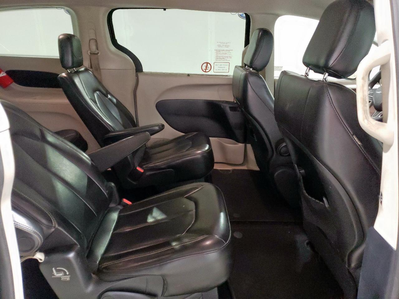 2020 Chrysler Voyager Lxi VIN: 2C4RC1DG5LR265082 Lot: 84595985