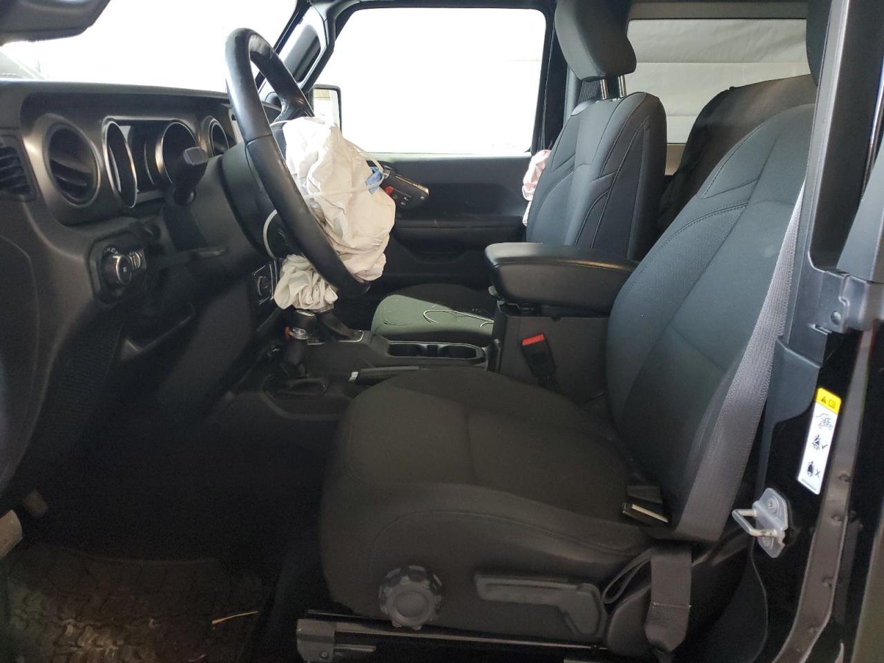 2019 Jeep Wrangler Sport VIN: 1C4GJXAG1KW621702 Lot: 84173435