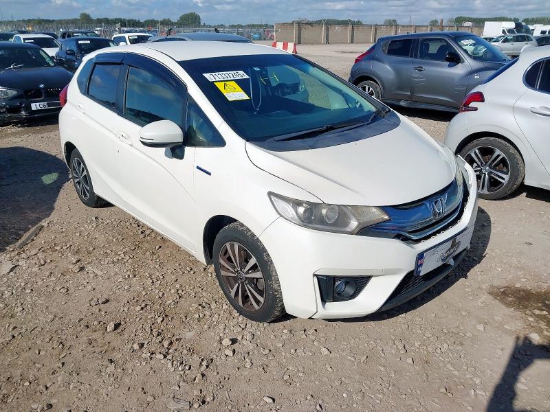2013 HONDA JAZZ SE 