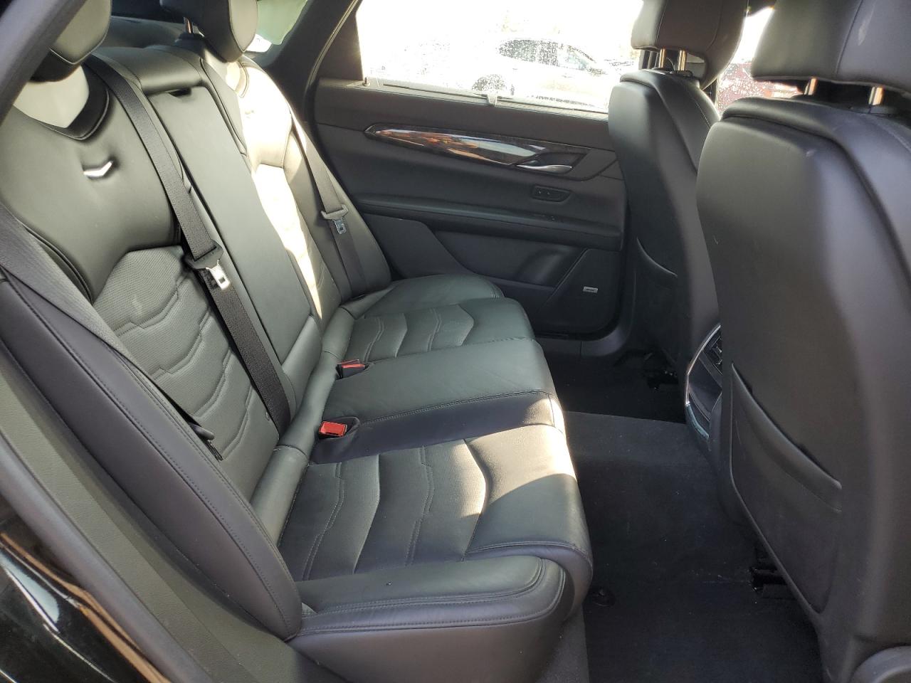 2018 Cadillac Ct6 Luxury VIN: 1G6KD5RS6JU130554 Lot: 72025385