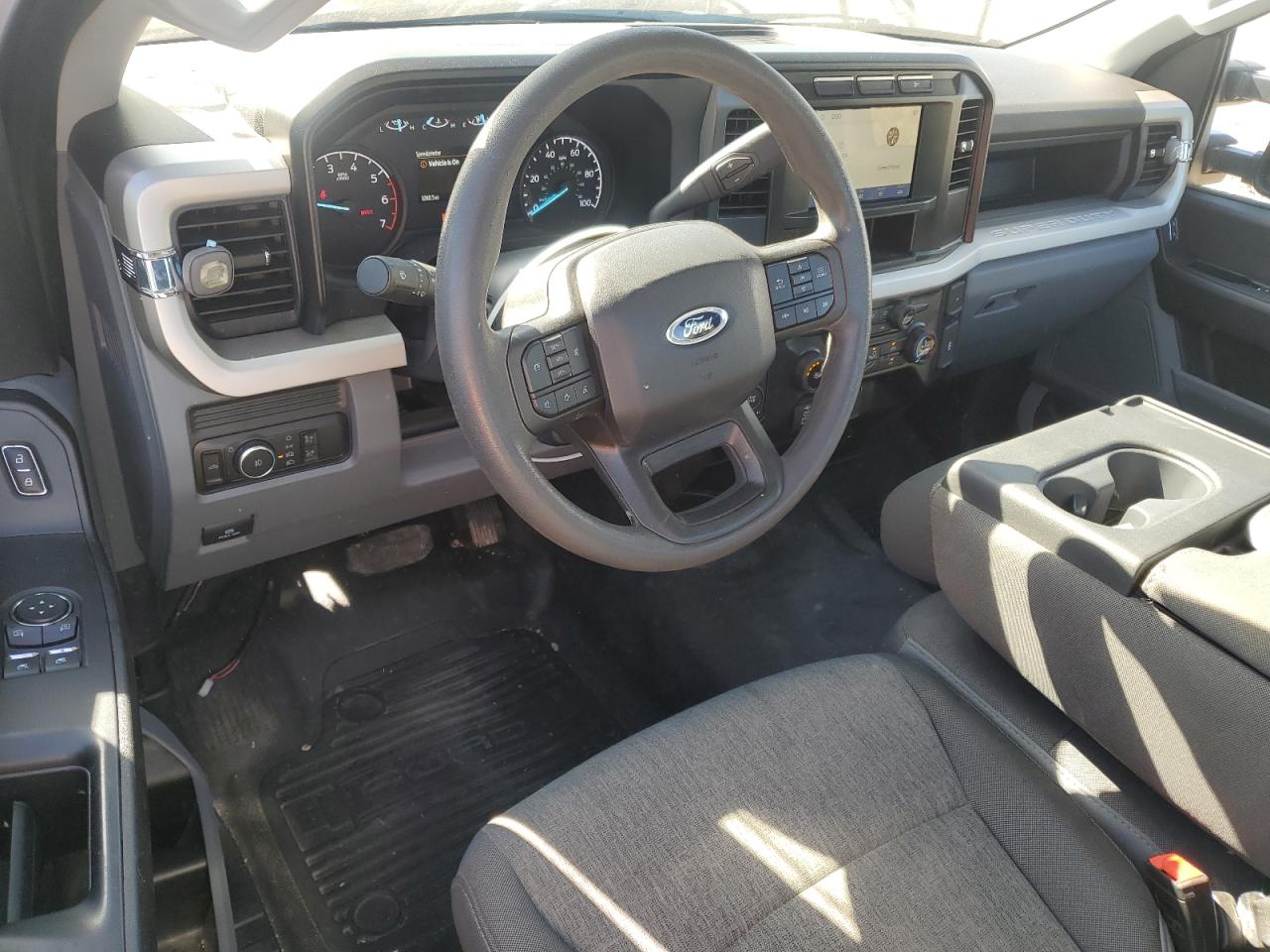 2024 Ford F350 Super Duty VIN: 1FTRF3BA3REE20929 Lot: 82052865