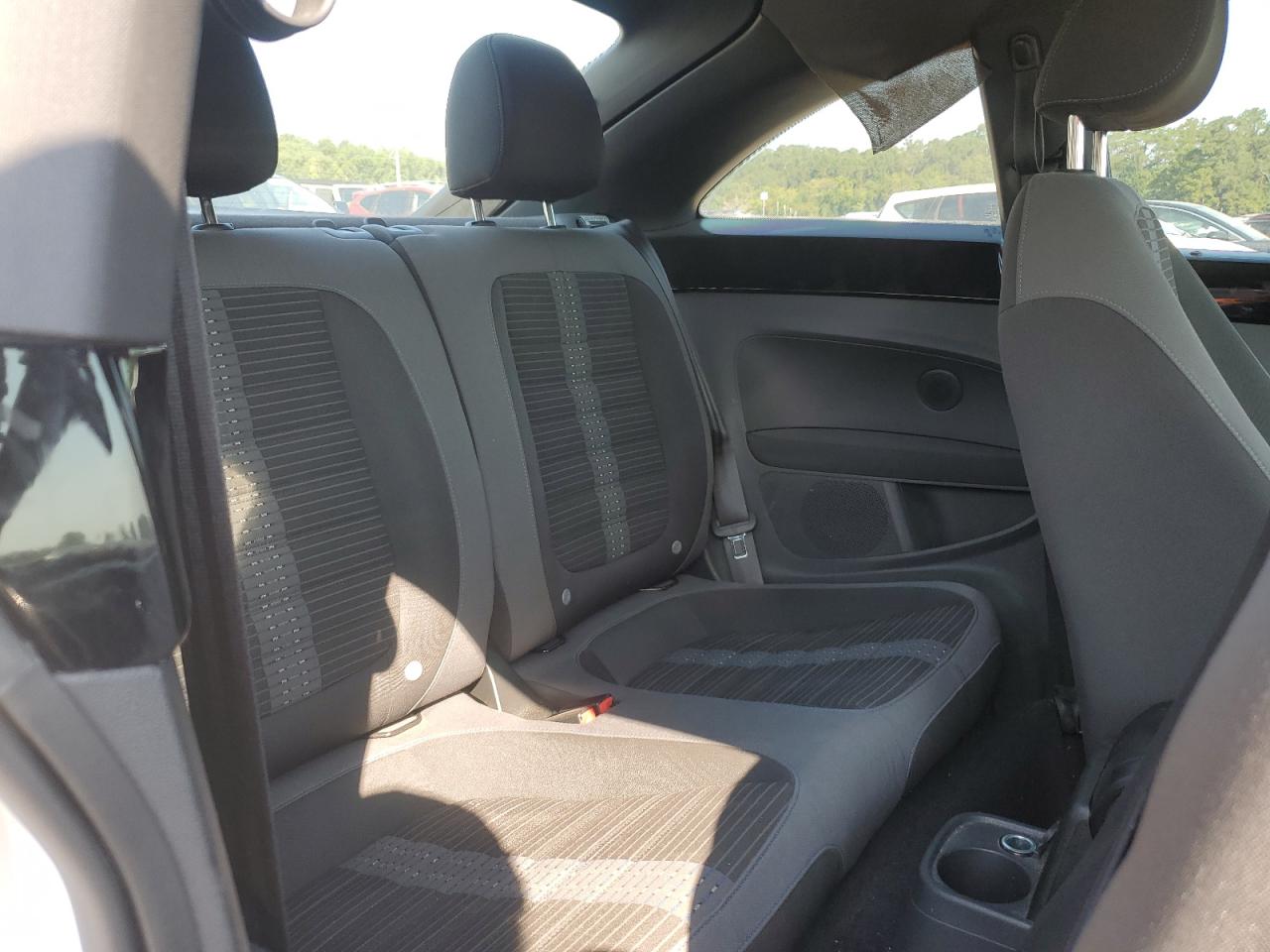 2013 Volkswagen Beetle Turbo VIN: 3VWV67AT8DM608564 Lot: 80722375