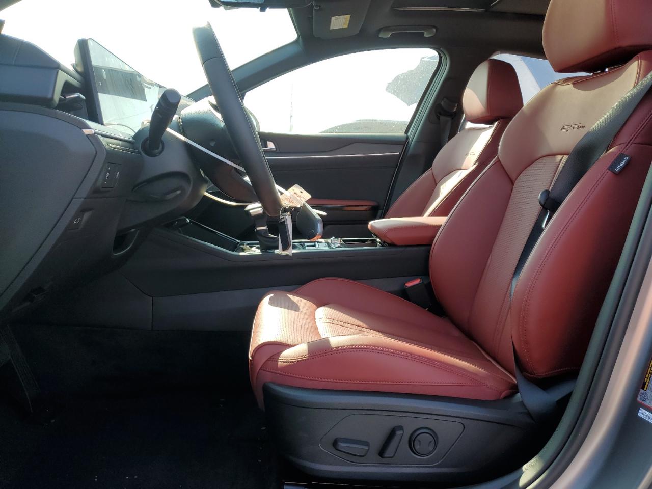 2025 Kia K5 Gt Line VIN: KNAG64J75S5367320 Lot: 80208695