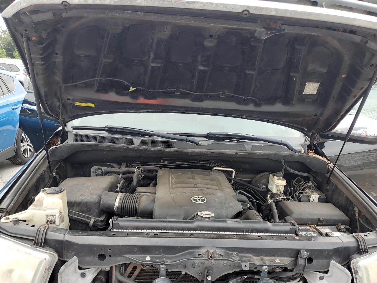 2011 Toyota Sequoia Limited VIN: 5TDJW5G1XBS042738 Lot: 84400015