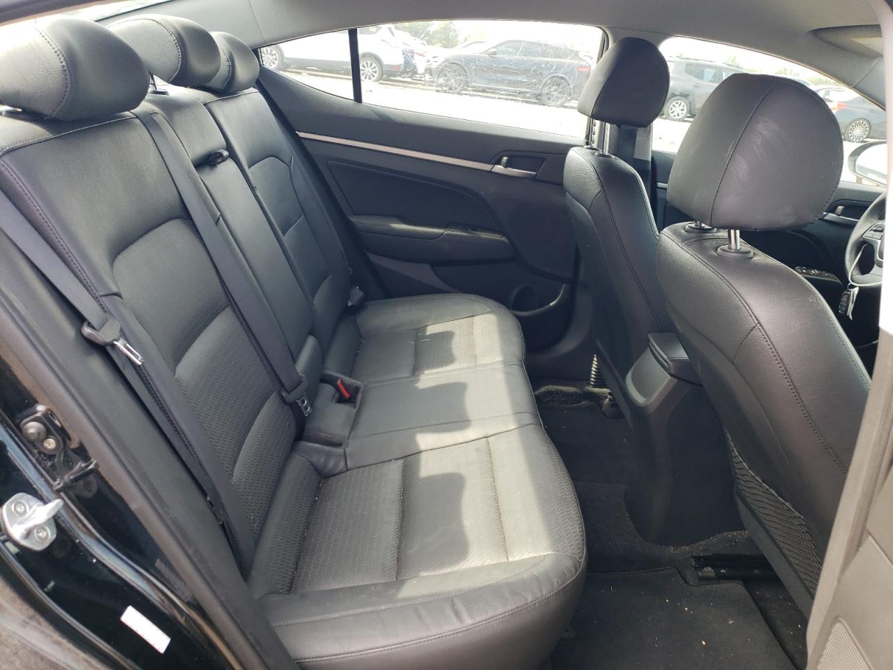 2017 Hyundai Elantra Se VIN: KMHD84LF4HU164210 Lot: 82108145