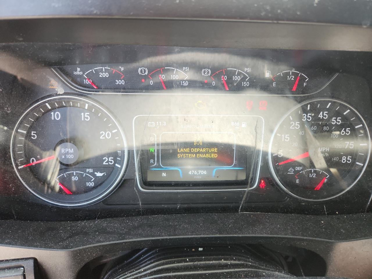2020 International Lt625 Semi Truck VIN: 3HSDZTZR6LN815526 Lot: 70263525