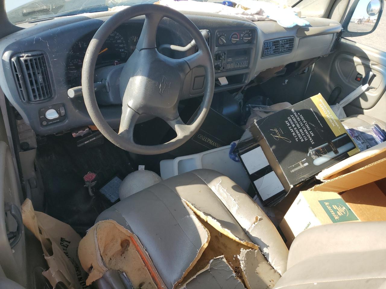 2000 Chevrolet Express G1500 VIN: 1GCEG15W9Y1211935 Lot: 80926485