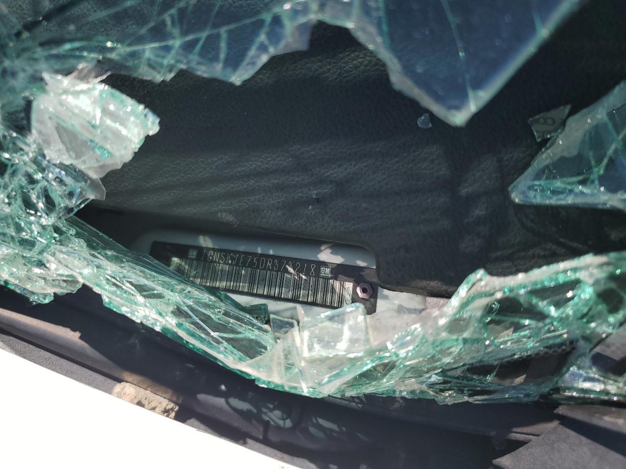 2013 Chevrolet Suburban K1500 Lt VIN: 1GNSKJE75DR373218 Lot: 71953375