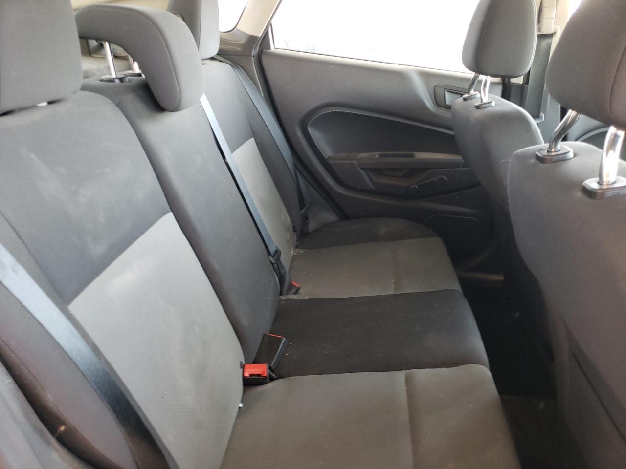 2018 Ford Fiesta S VIN: 3FADP4AJ7JM125108 Lot: 81808945