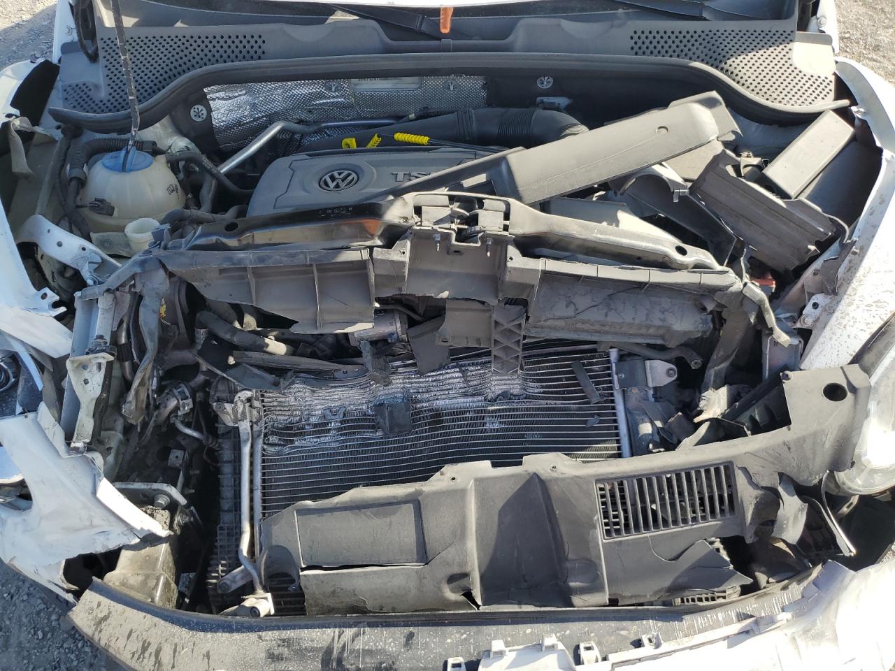 2016 Volkswagen Beetle Se VIN: 3VWJ17AT8GM633689 Lot: 71489065