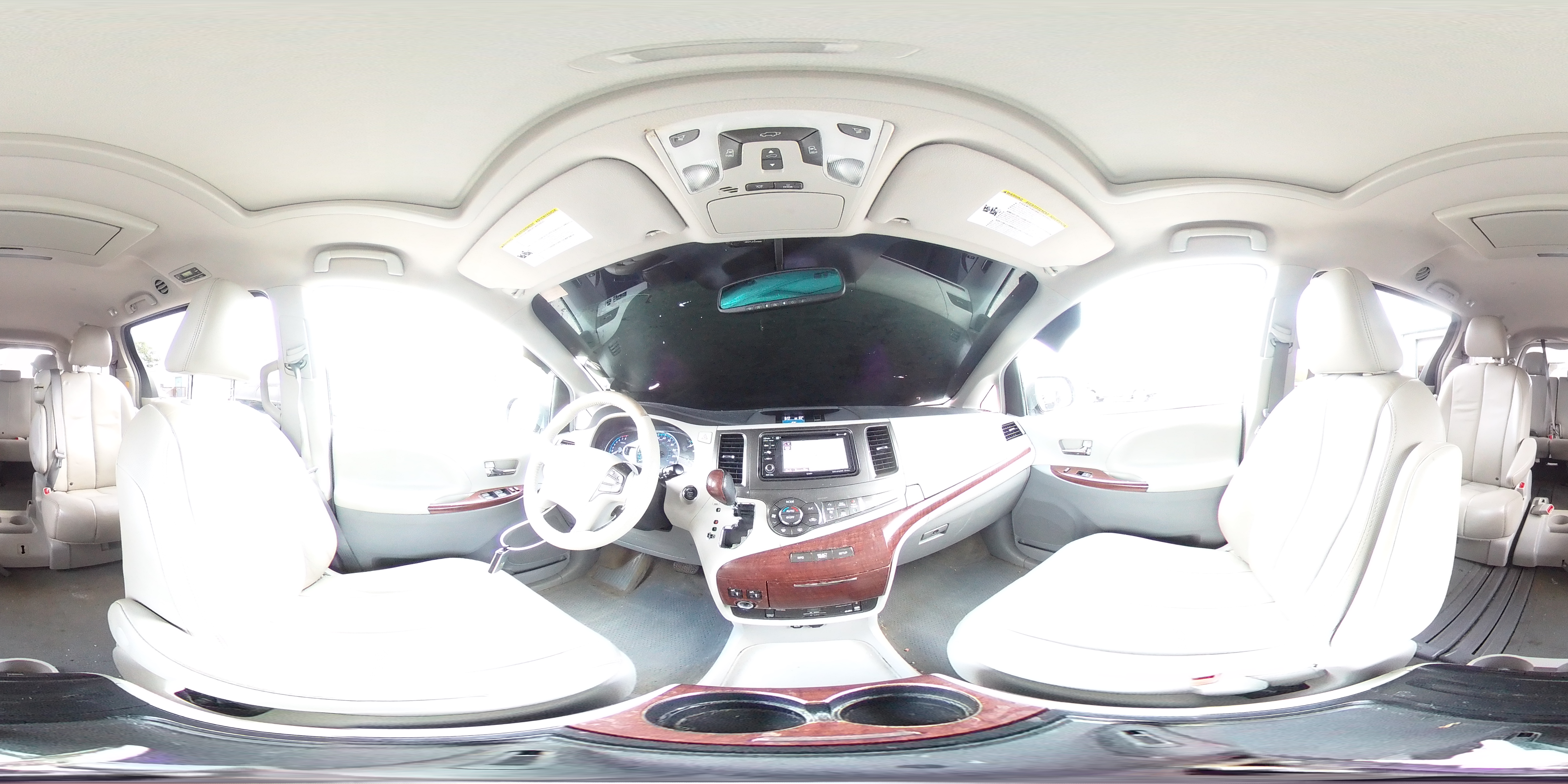 2012 Toyota Sienna Xle VIN: 5TDYK3DC4CS267968 Lot: 71086265